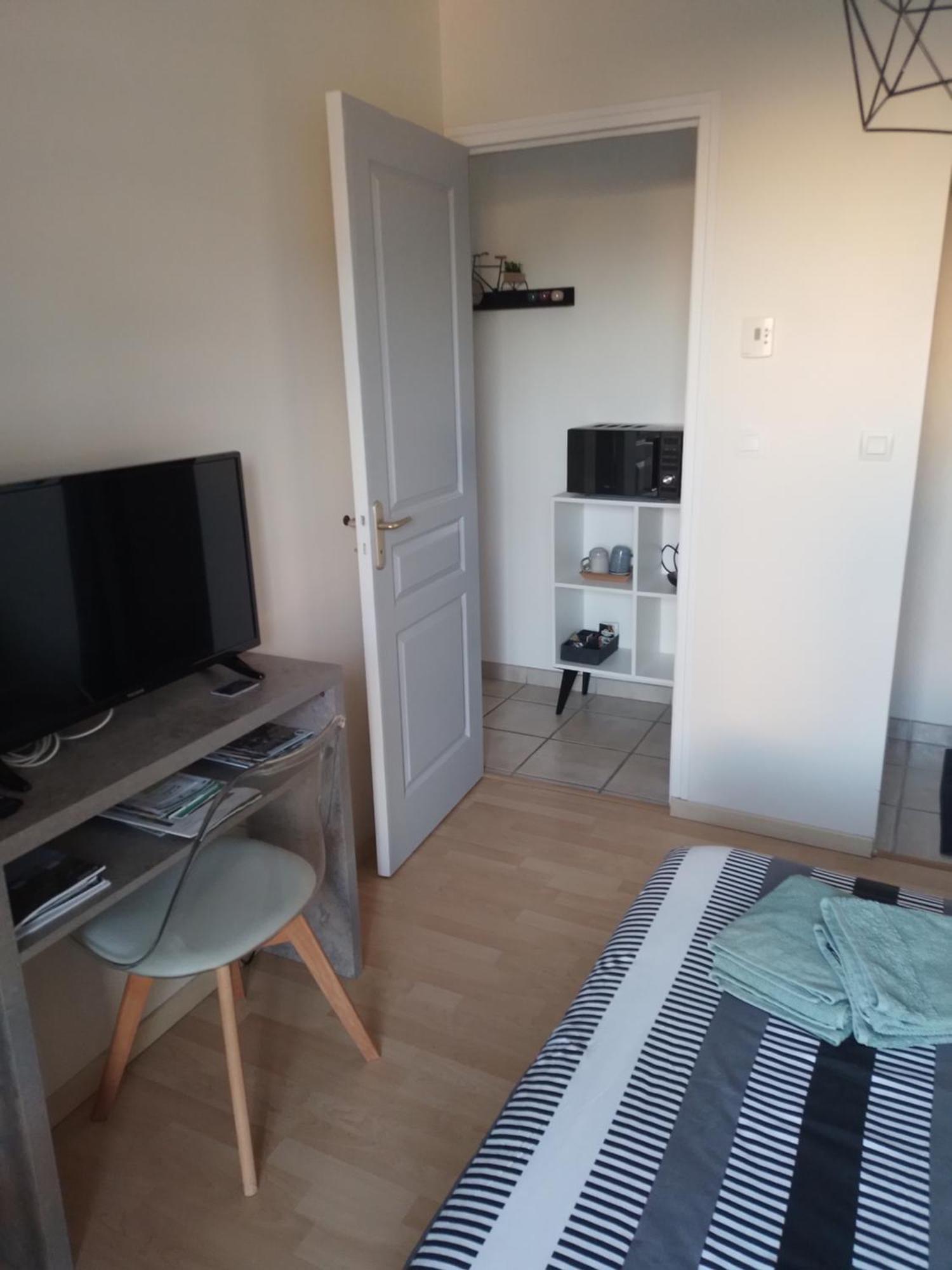 Chambre Agreable Au Calme Saint-Hilaire-Petitville Екстер'єр фото